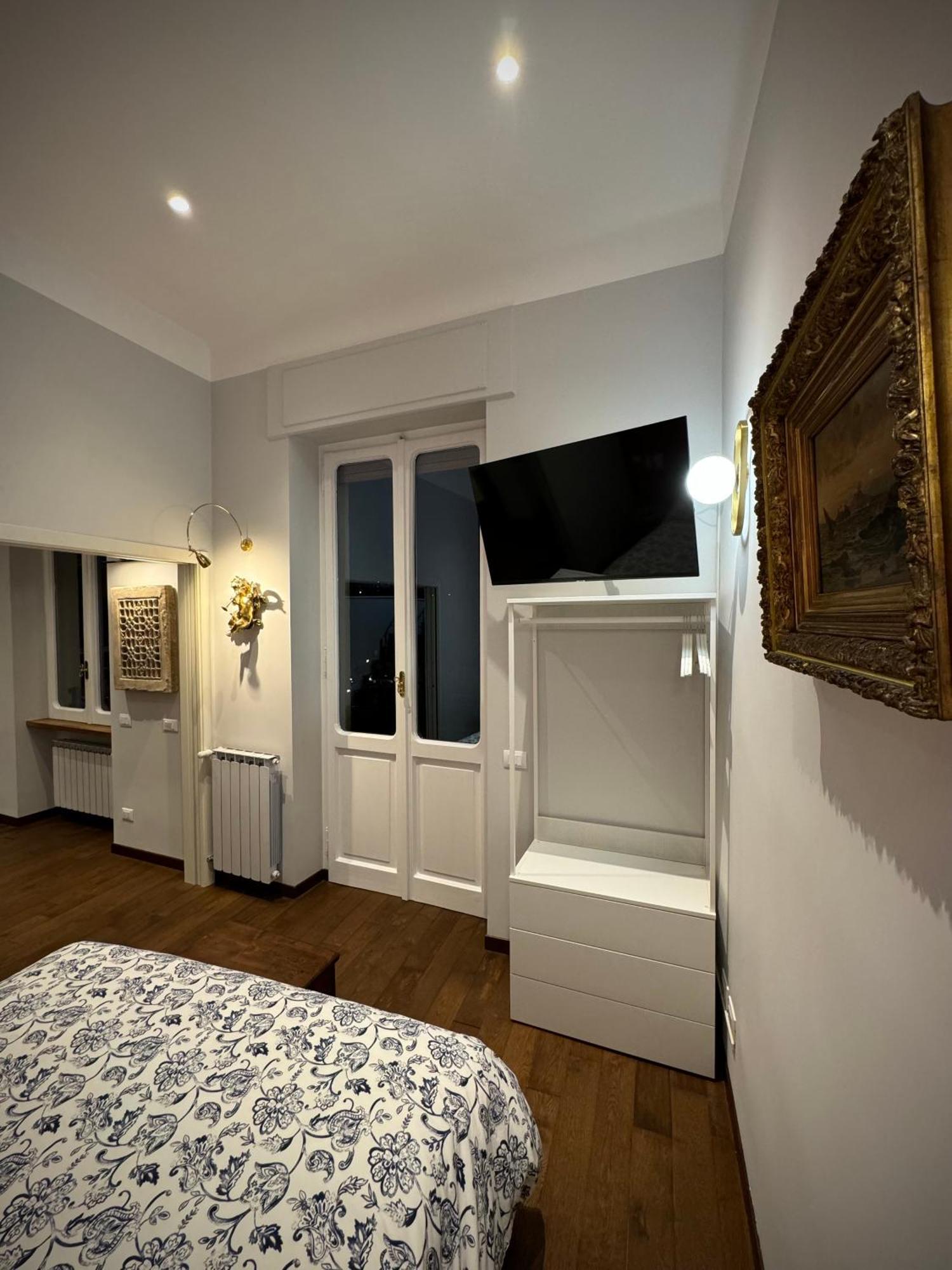 A Casa Di Lu, Al Colosseo - Guest House Rome Buitenkant foto